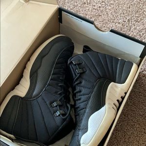 Air Jordan 12 Retro BG
